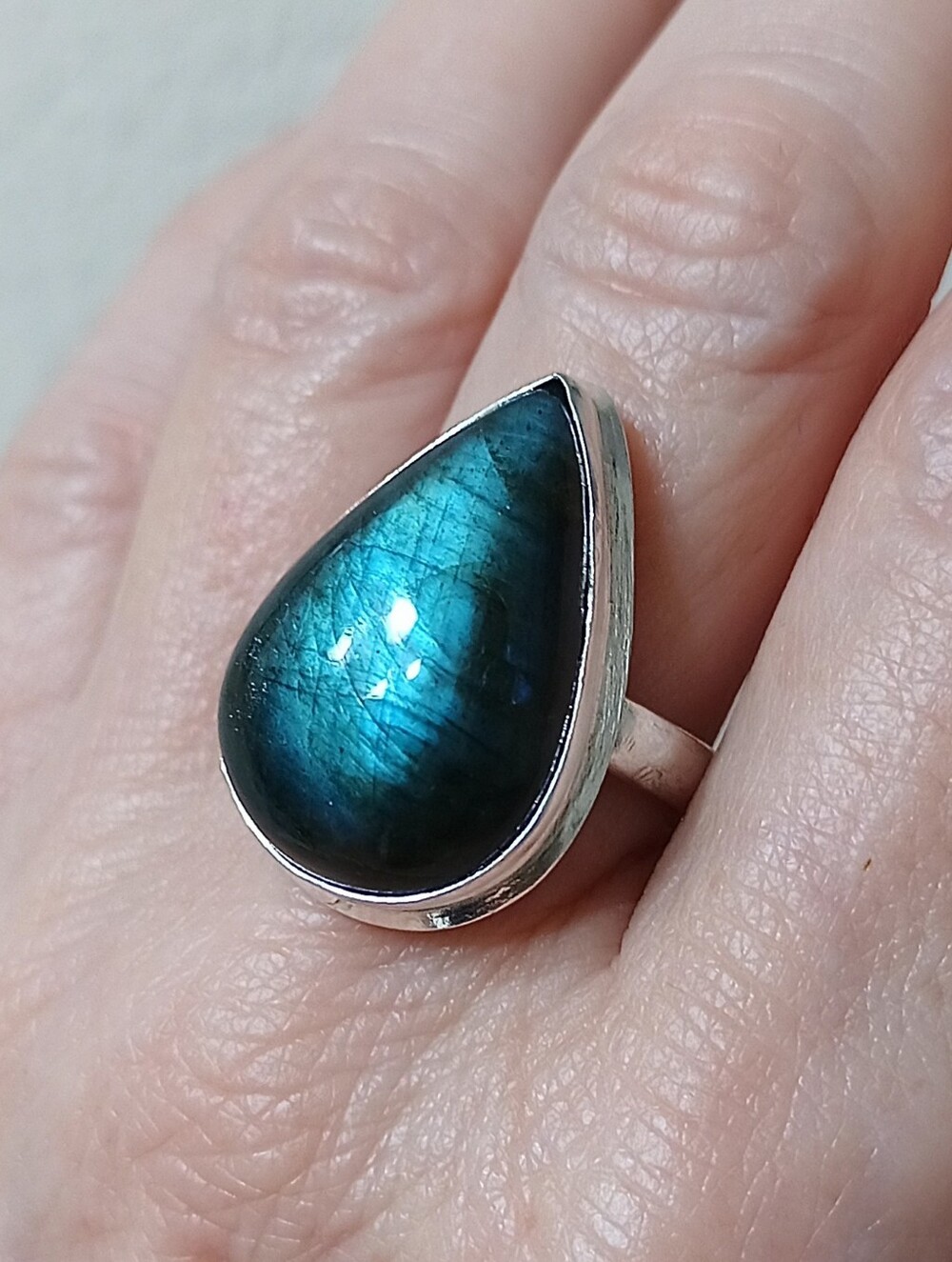 Natural Blue Flash Labradorite Gemstone Silver Teardrop Statement Ring Sz 7.5